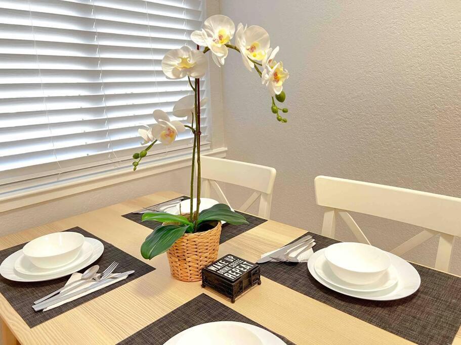 Luxury Condo In The Heart Of Midtown Sacramento Exterior foto